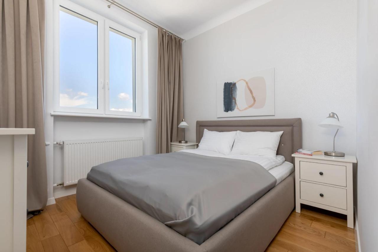 Przestronny Apartament Z Widokiem Na Miasto W Warszawie Warszawa Eksteriør bilde